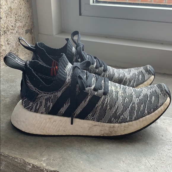 Adidas NMD_R2 PRIMEKNIT SHOES - Picture 2 of 5